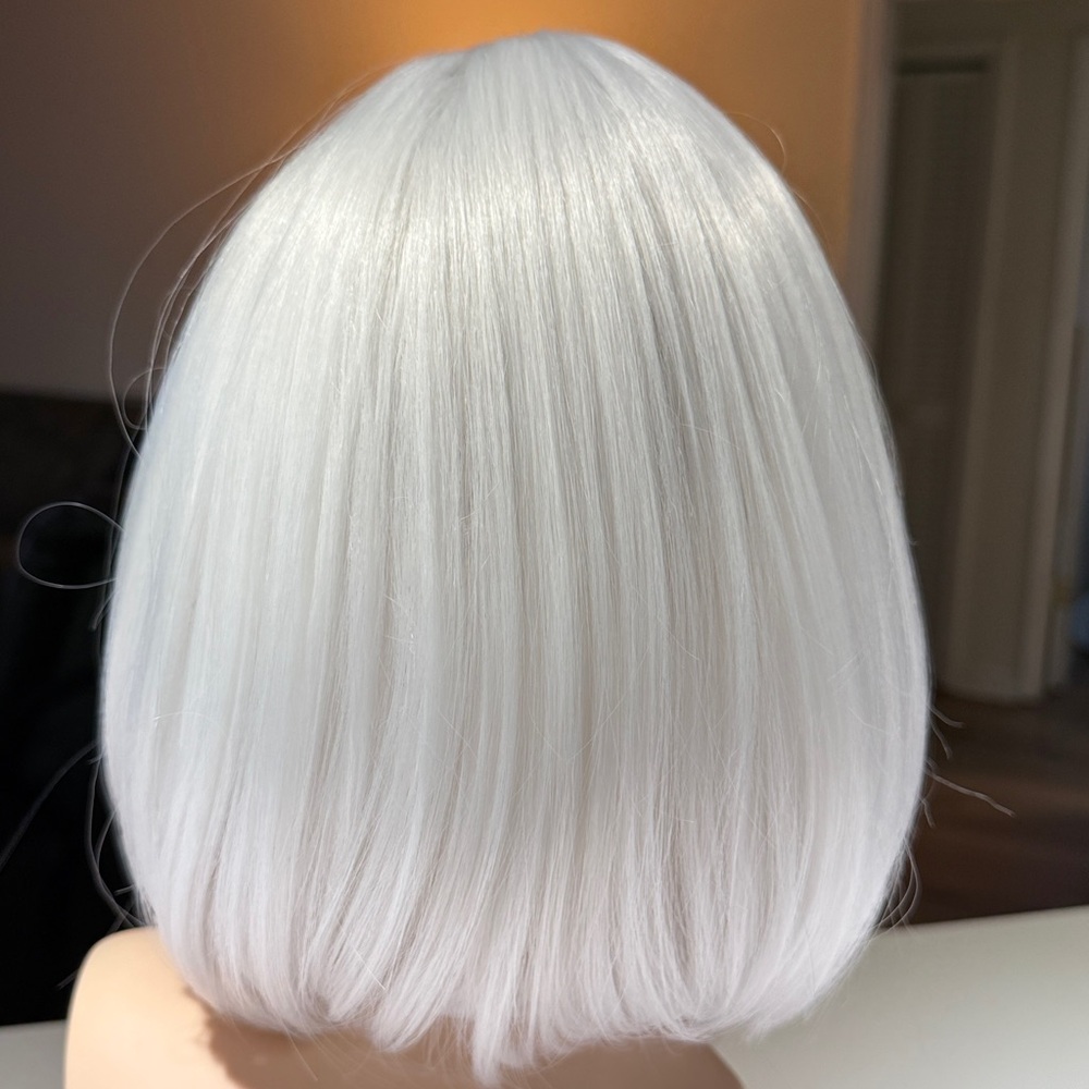 HAIR, 12” Bob, Center Part with Bangs,White - Picture 4 of 10